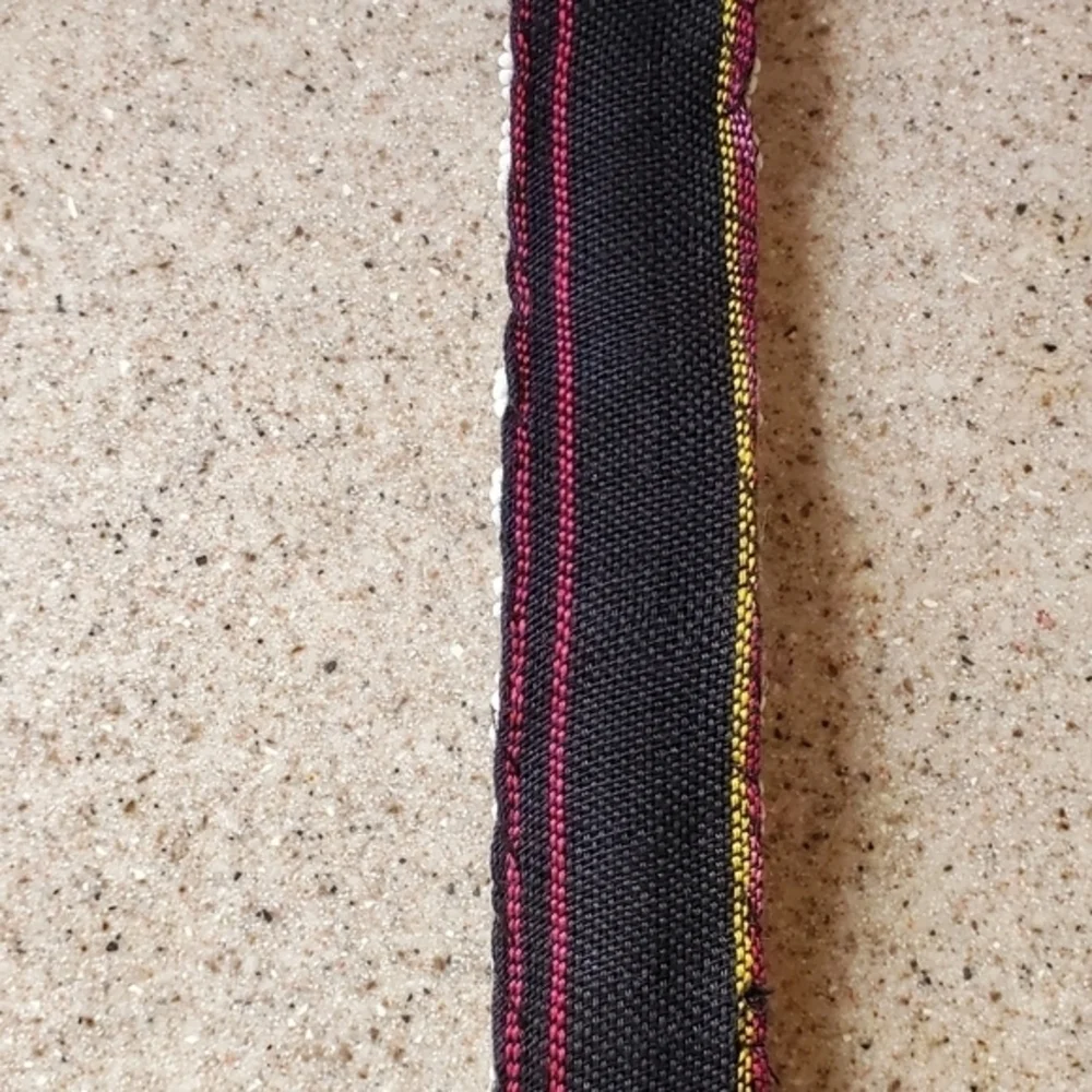 Puka‎ shell hand crafted belt S.M NWOT